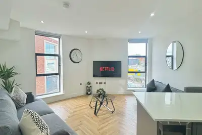 Image de Luxury Apartment City Centre Sleeps Upto 6 People