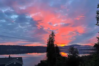 Image de Bellevue Lakeview house