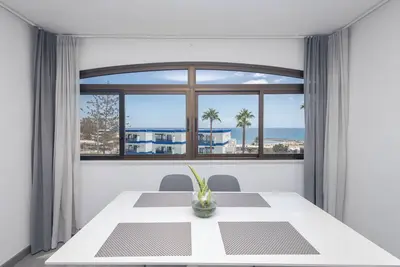 Image de Lightbooking San Agustin 31 Montenegro vista mar