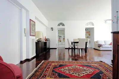 Image de Vatican Charme - Deux Chambres Appartement, Couchages 4