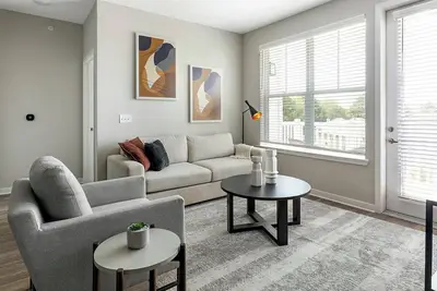 Image de Landing | Spectacular 2bd, Pool, Gym