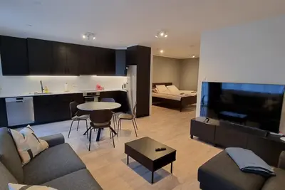 Quiet Studio: Next to nature