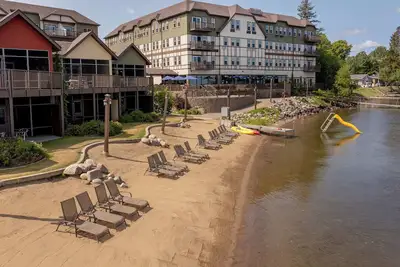 Image de Lakeview 2 Bed 1 Bath Condo on Walker Lake. Walking distance to downtown Walker.