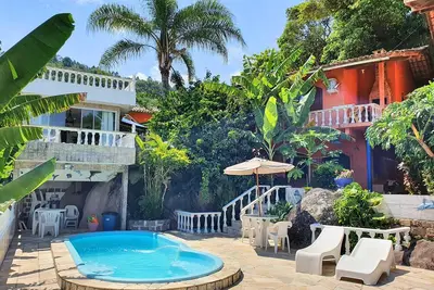 Image de Veranda - Charming 3-bedroom Cottage with Ac in Peacefull Daniela Florianopolis