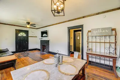 Image de Williamson Cottage ~ 2 Mi to Town + Trails!