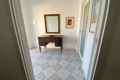 Image de The Fortress - Yellow Apartment