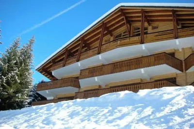 Image de Spacious 3 Bedroom Apartment - outstanding views