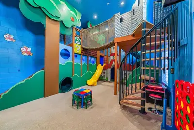 Image de The Family Fun House-Tt350