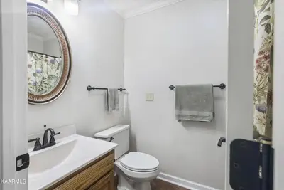 Image de Charming 4-bed, 3-bath home on 2 acres, minutes to Downtown and Norris Lake fun!