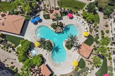 Image de Near Asu: 2 King Beds-Hot Pool-Gym-Relaxing Stay