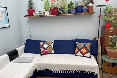 Image de The Paris Impasse Hideaway: Duplex in quiet 13th district. Up to 5 Guests.