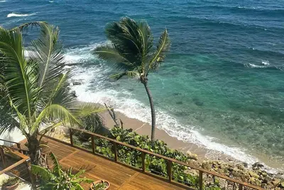 Image de Oceanfront w/ Deck & Panoramic Tropical Isla Views