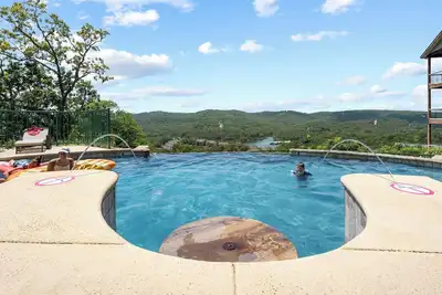 Image de Sunset Retreat | 3 Min from Silver Dollar