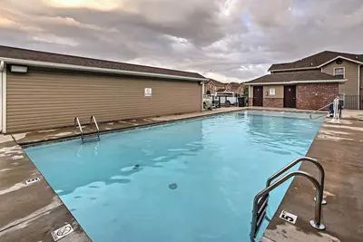 Image de Honey Hole – 3 Bdr Hilltop Haven Close to Branson Attractions!