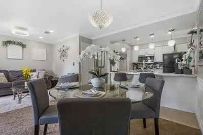 Image de Clubhouse Bungalow | Community Amenities