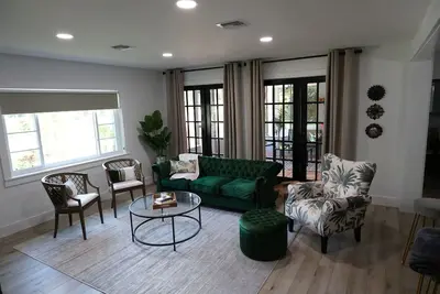 Image de Beautiful cottage in the heart of historic Mt Dora