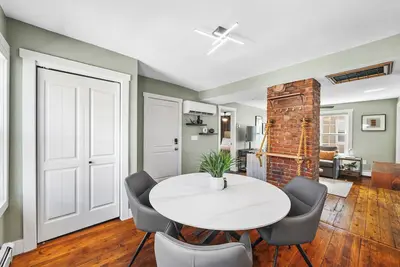 Image de Chic 1br Haven: Modern Elegance & Comfort