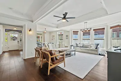 Image de 6br Midtown Escape - Perfect for Groups, Sleeps 12