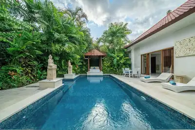 Image de Huge Villa 10 mins walk to Seminyak Beach