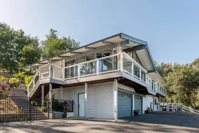 Image de Private Oasis in Beautiful Rural Escondido