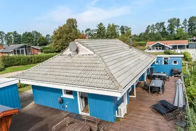 Image de Superbe maison à Hejls avec sauna