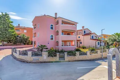 Appartement confortable de 2 chambres à.