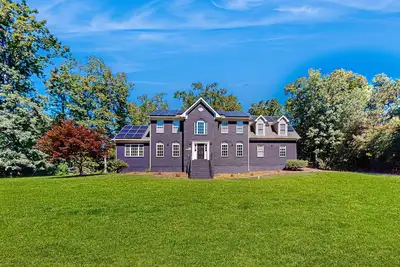 Image de Dog-Friendly spacious house w/private pool, private pool table & ping pong table