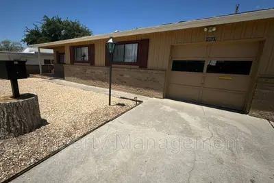 Image de Charming 3-bedroom house with Ac and WiFi in awesome Northeast Albuquerque