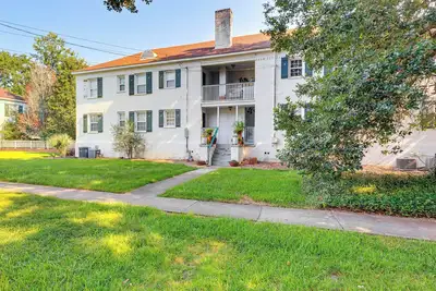 Image de Pet-Friendly Mobile Condo ~ 4 Mi to Downtown!
