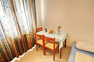 Image de Appartement 1 chambre avec jardin