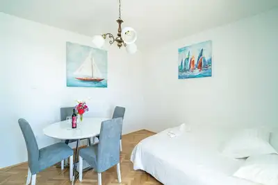 Image de Apartment Debos - One-Bedroom Apartment with Balcony and Sea View