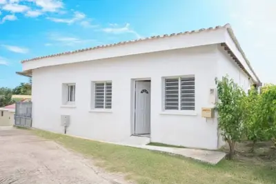 Béthanie, 3 chambres pour 7 personnes, grand sejour, grande piece de vie.