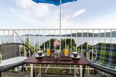 Image de Apartment Giovani - Two Bedroom Apartment with Balcony and Sea View