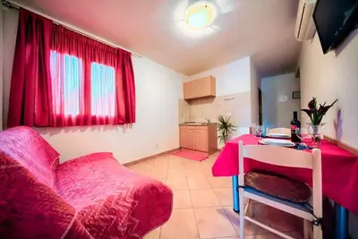 Image de Apartments Bruna Lastovo-Standard One Bedroom Apartment with Balcony and Sea View-Crveni