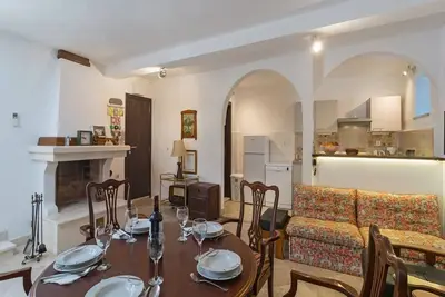 Image de Villa Balarin - Five Bedroom Holiday Home with Terrace and City View