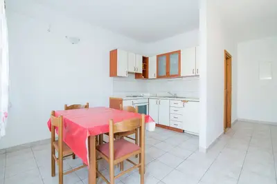 Image de Apartments Neva- Standard Two Bedroom Apartment with Terrace and Sea View (4z)