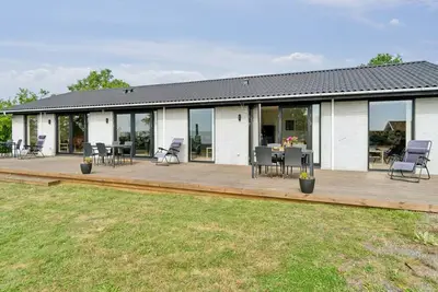 Image de \"Rico\" - 50m from the sea by Interhome