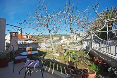 Image de Apartments Villa Rose - Standard Studio with Sea View and shared Terrace (A2 bijeli)