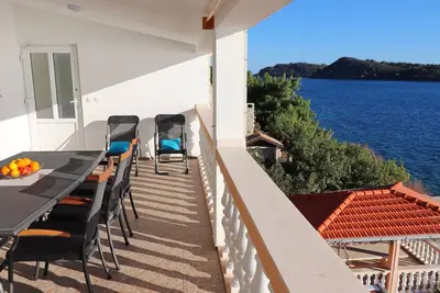 Image de Apartments Villa Senija - Three Bedroom Apartment with Terrace and Sea View  ( Rosemary )