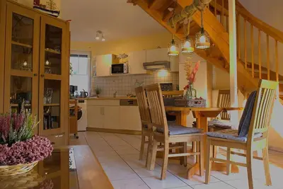Image de Vacation home \"Achtkanthus Achtern Diek\" perfect for the whole family.
