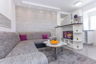 Image de Apartment Mojaš - Two Bedroom Apartment with Terrace
