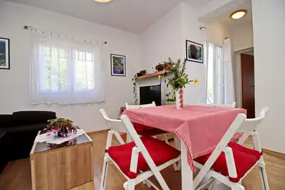 Image de Apartments Nodilo - One Bedroom Apartment with Balcony and Sea View (Apt 1)