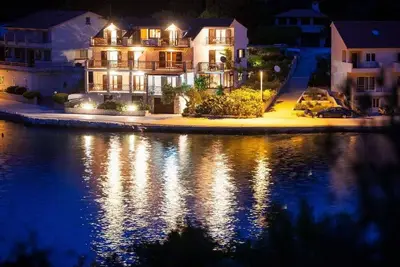 Image de Apartments Malo Lago - One-Bedroom Apartment with Balcony and Sea View - 2nd floor (Apartment 6)