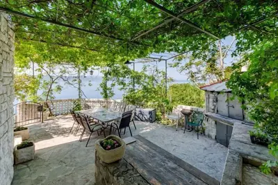 Image de Villa Kosa - Two Bedroom Apartment with Terrace and Sea View (A1 Prizemlje)