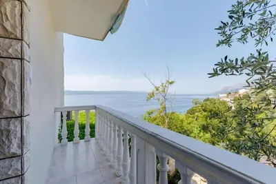 Image de Villa Kosa - Standard Double Room With Balcony and Sea View (Soba 1-Matija)
