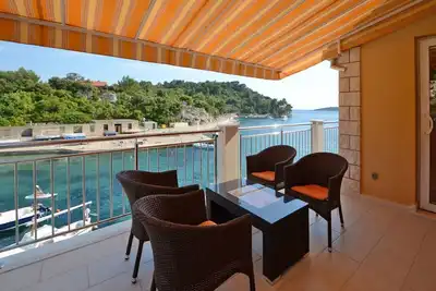 Image de Apartments Korčula - Standard Two Bedroom Apartment with Terrace and Sea View (Seashell)