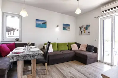 Apartments Victoria - One Bedroom Apartment with Terrace and Sea View (A1)