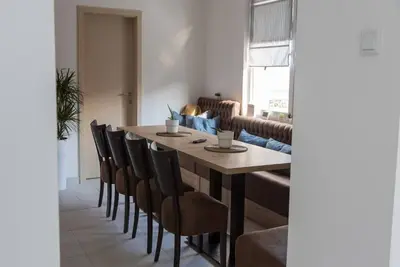 Image de Maison de vacances de 4 chambres avec piscine