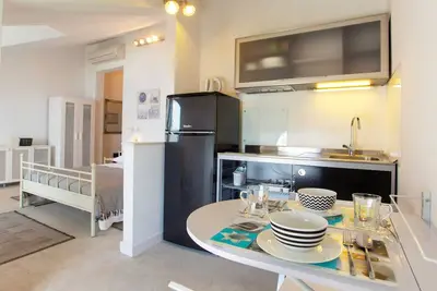 Image de Apartments & Room Vesna - Studio Apartment with Terrace and Sea View