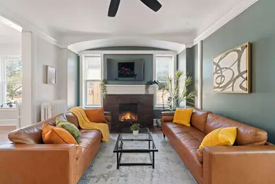 Image de Skyline Escape in Historic Chicago Sleeping 10